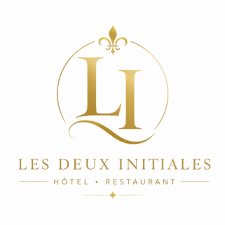 LES DEUX INITIALES